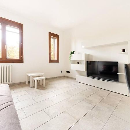 Appartamento Unico A Bologna Con 3 Camere E Parcheggio Gratuito المظهر الخارجي الصورة