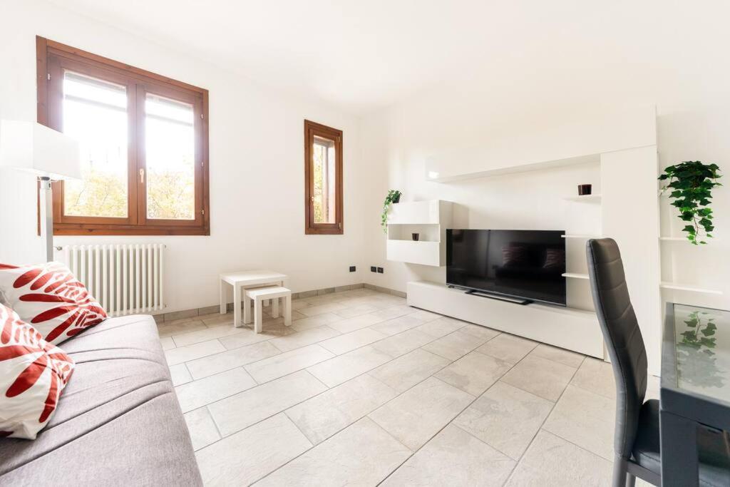 Appartamento Unico A Bologna Con 3 Camere E Parcheggio Gratuito المظهر الخارجي الصورة